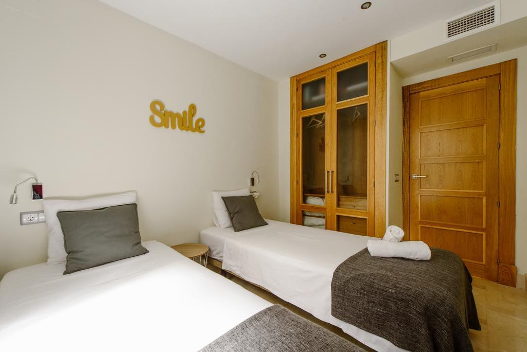 1E Azofaifo St Apartment 세비야 외부 사진